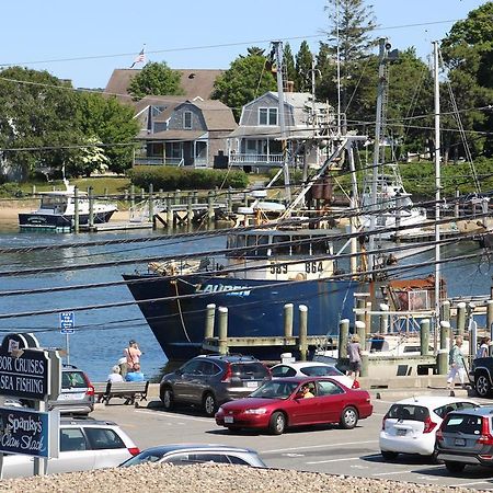 Hyannis Holiday Motel 外观 照片