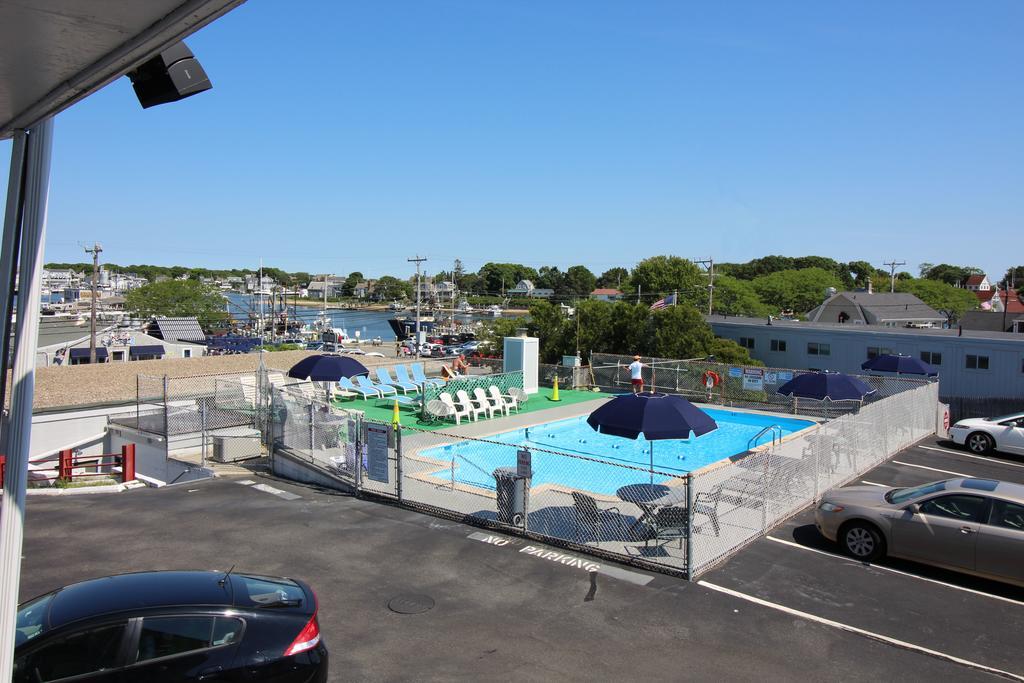 Hyannis Holiday Motel 外观 照片