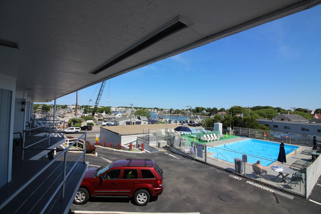 Hyannis Holiday Motel 外观 照片