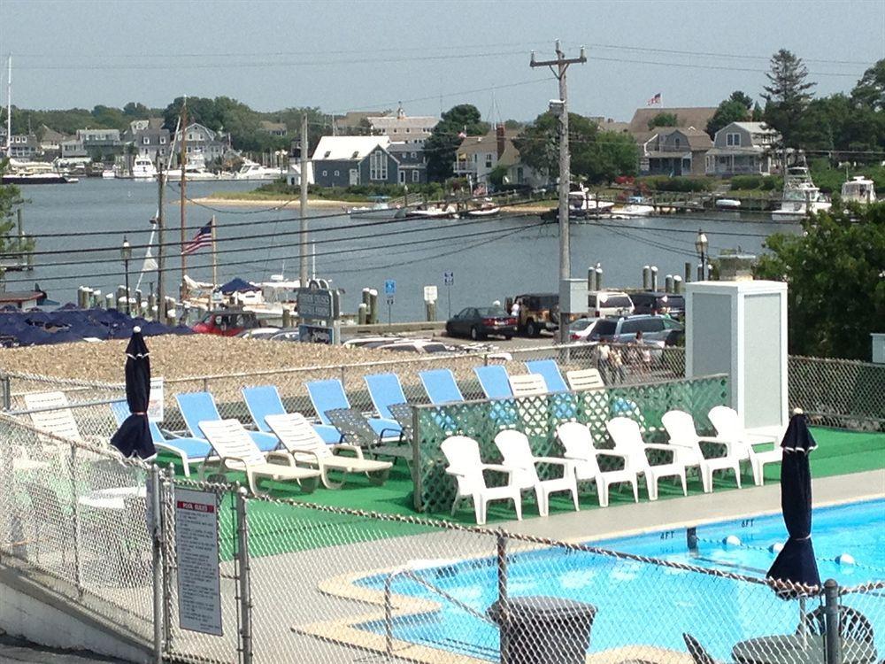 Hyannis Holiday Motel 外观 照片