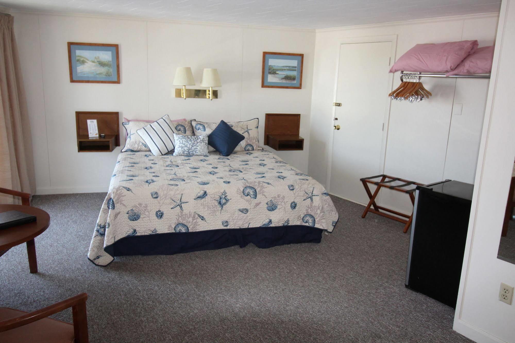 Hyannis Holiday Motel 外观 照片