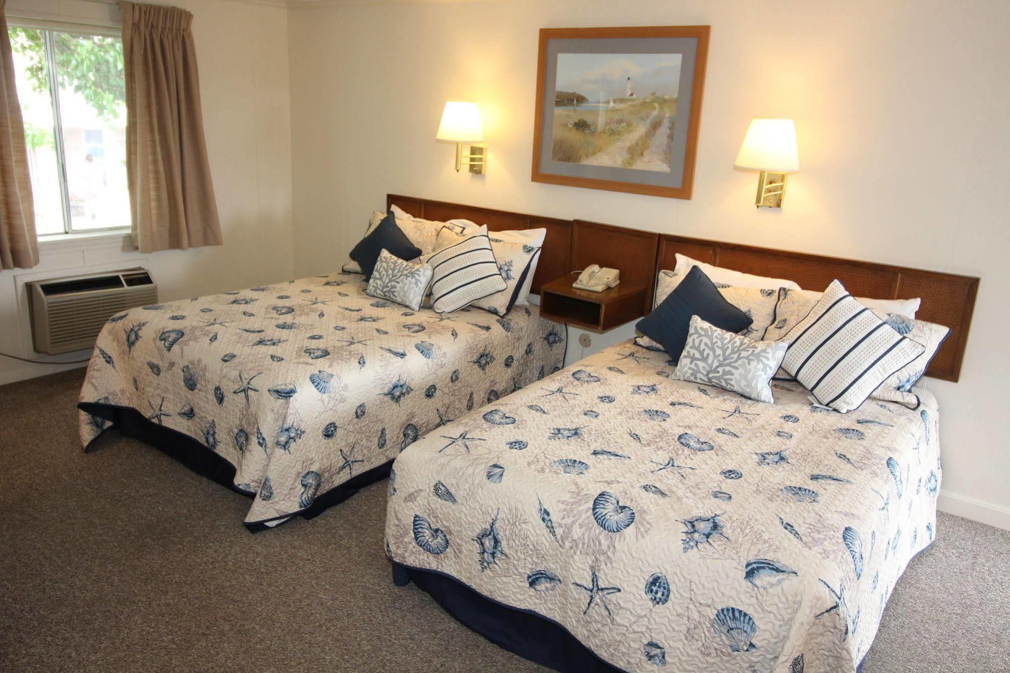 Hyannis Holiday Motel 外观 照片
