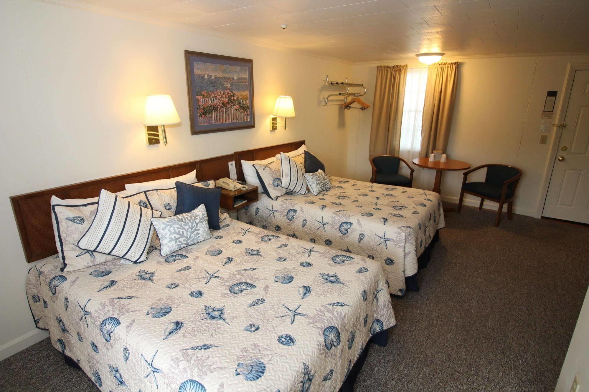 Hyannis Holiday Motel 外观 照片