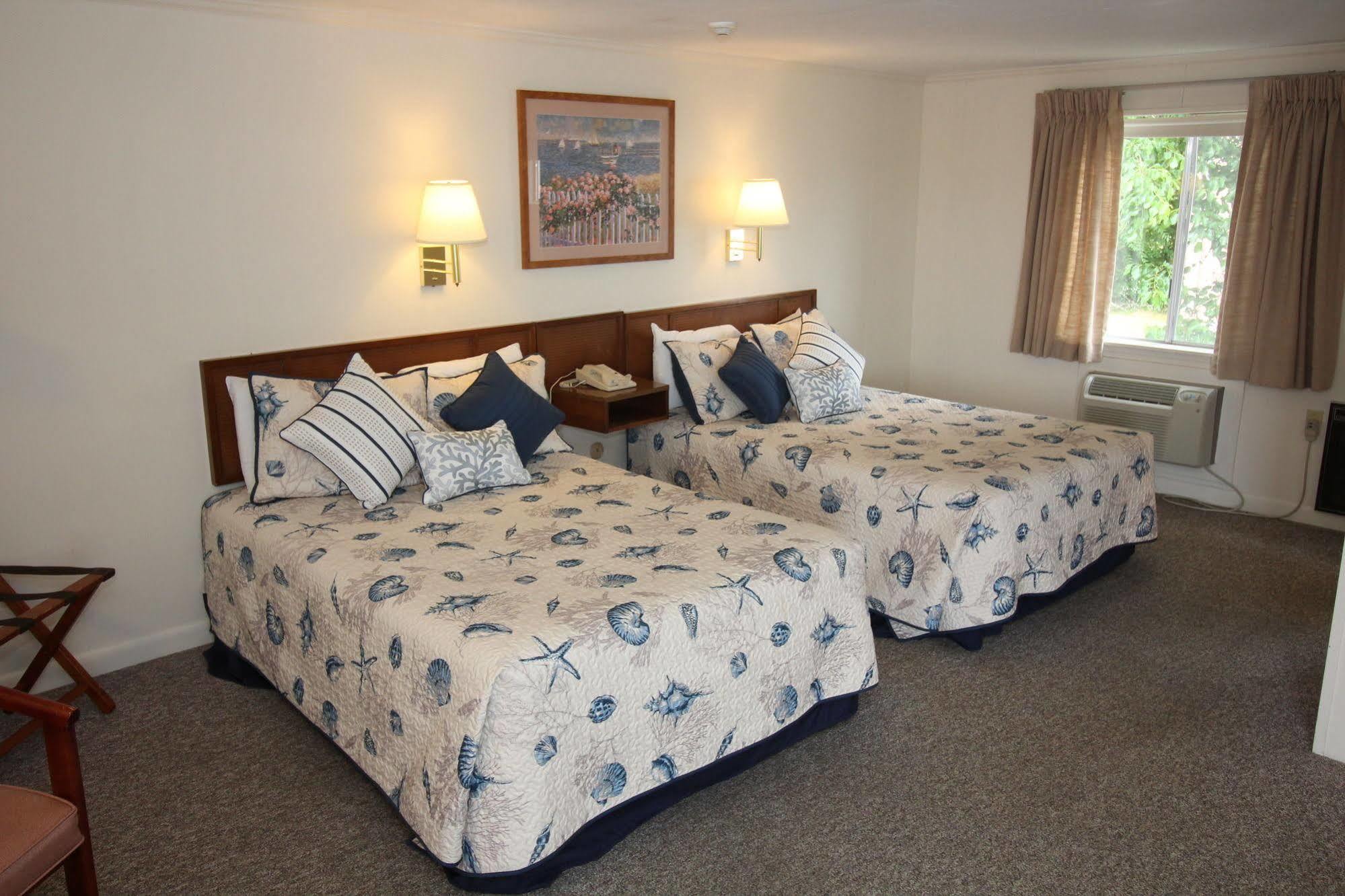 Hyannis Holiday Motel 外观 照片